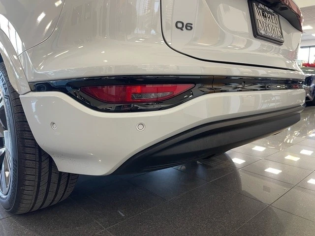 2025 Audi Q6 e-tron - Image 19 of 21