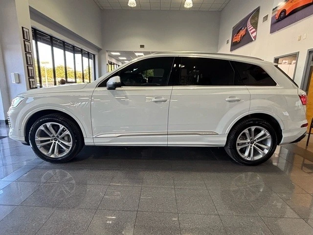2025 Audi 4M Q7 - Image 2 of 12