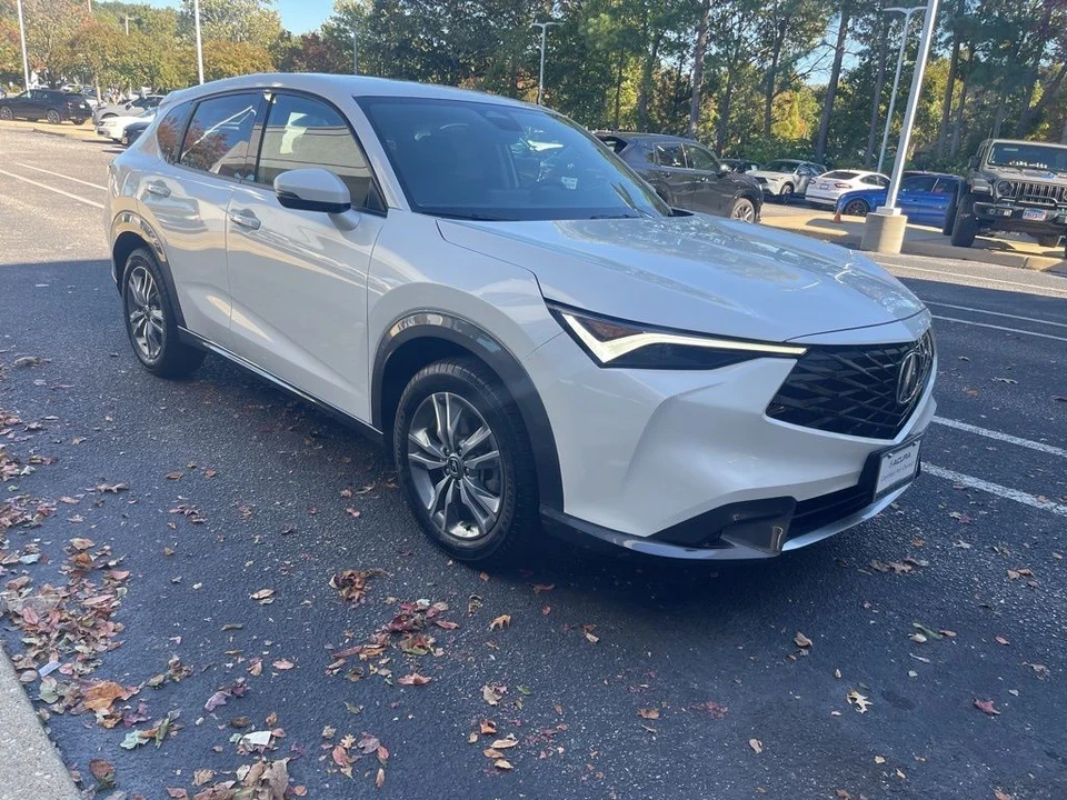 2025 Acura ADX - Image 3 of 12