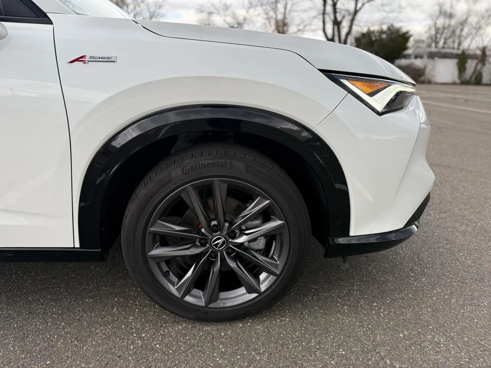 2025 Acura ADX - Image 7 of 31