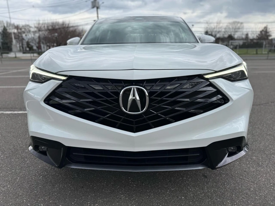 2025 Acura ADX - Image 28 of 31