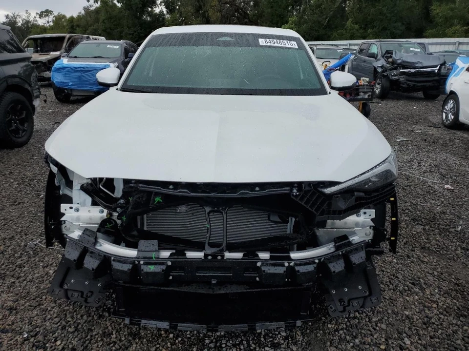 2025 Acura ADX - Image 30 of 31