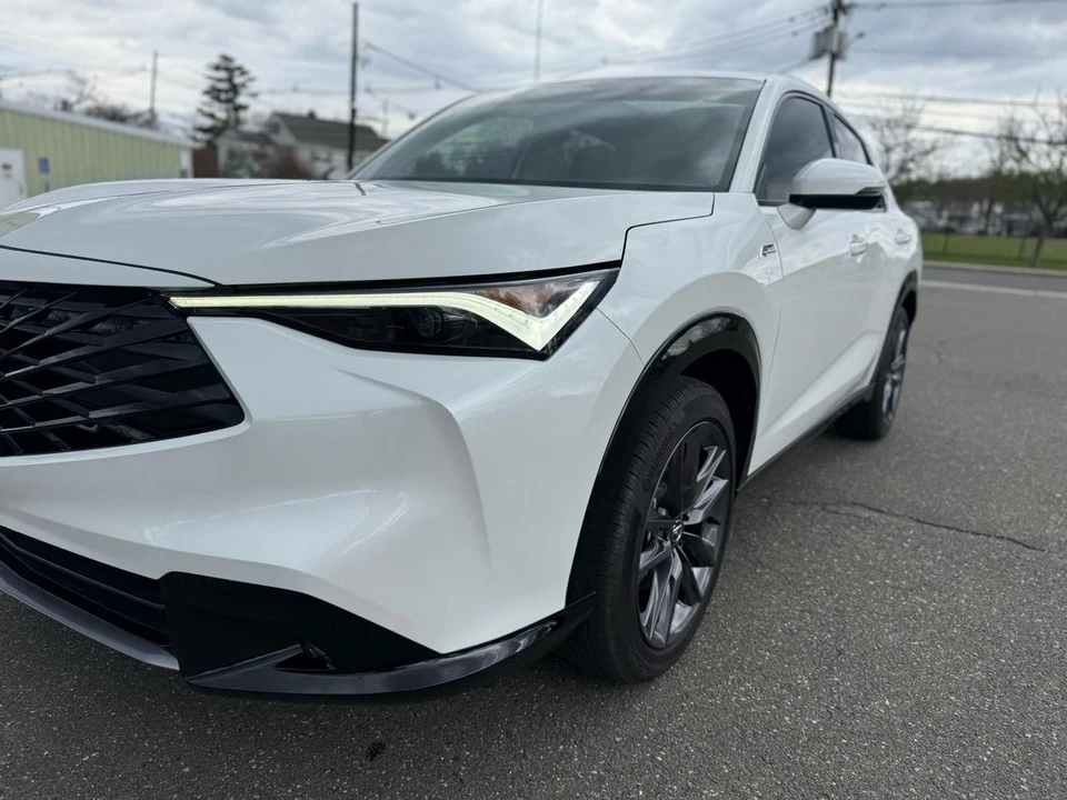 2025 Acura ADX - Image 9 of 21