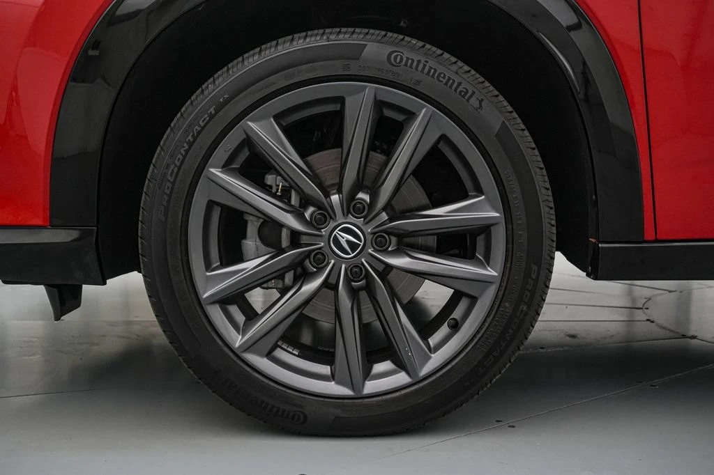 2025 Acura ADX - Image 11 of 31