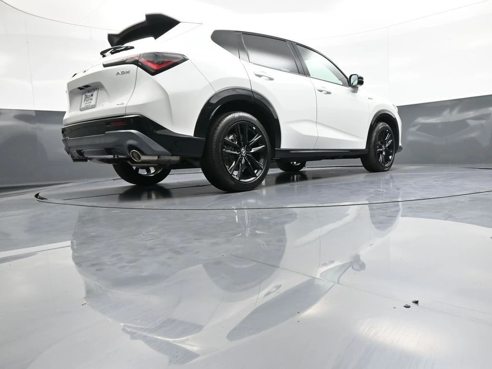 2025 Acura ADX - Image 30 of 31