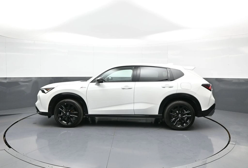 2025 Acura ADX - Image 9 of 31