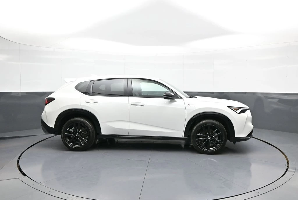 2025 Acura ADX - Image 5 of 31
