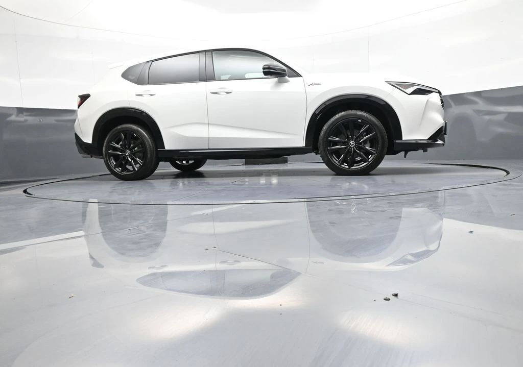 2025 Acura ADX - Image 29 of 31