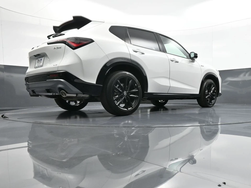 2025 Acura ADX - Image 30 of 31