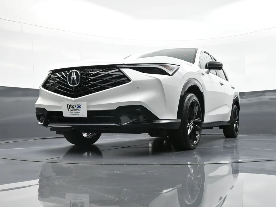 2025 Acura ADX - Image 26 of 31