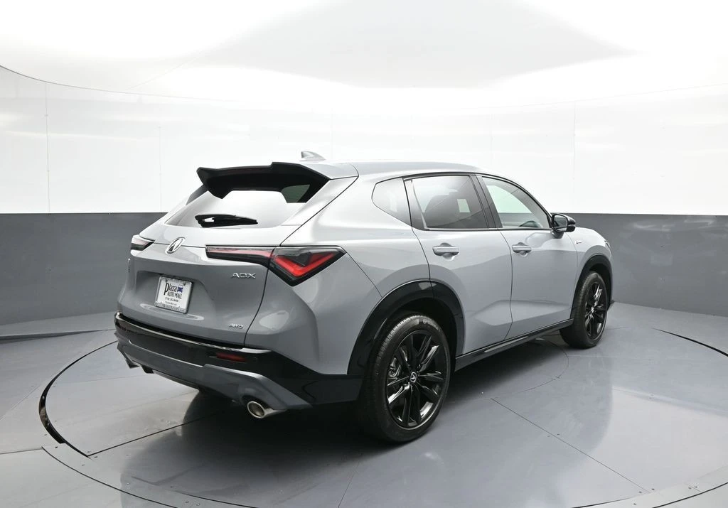 2025 Acura ADX - Image 6 of 31