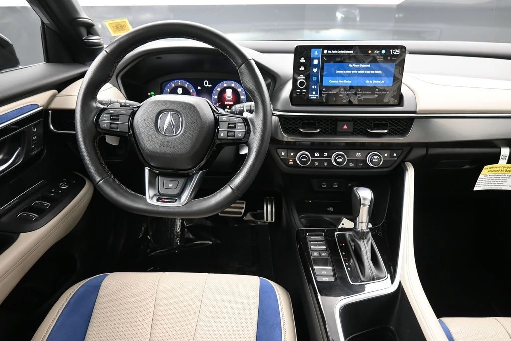 2025 Acura ADX - Image 20 of 31