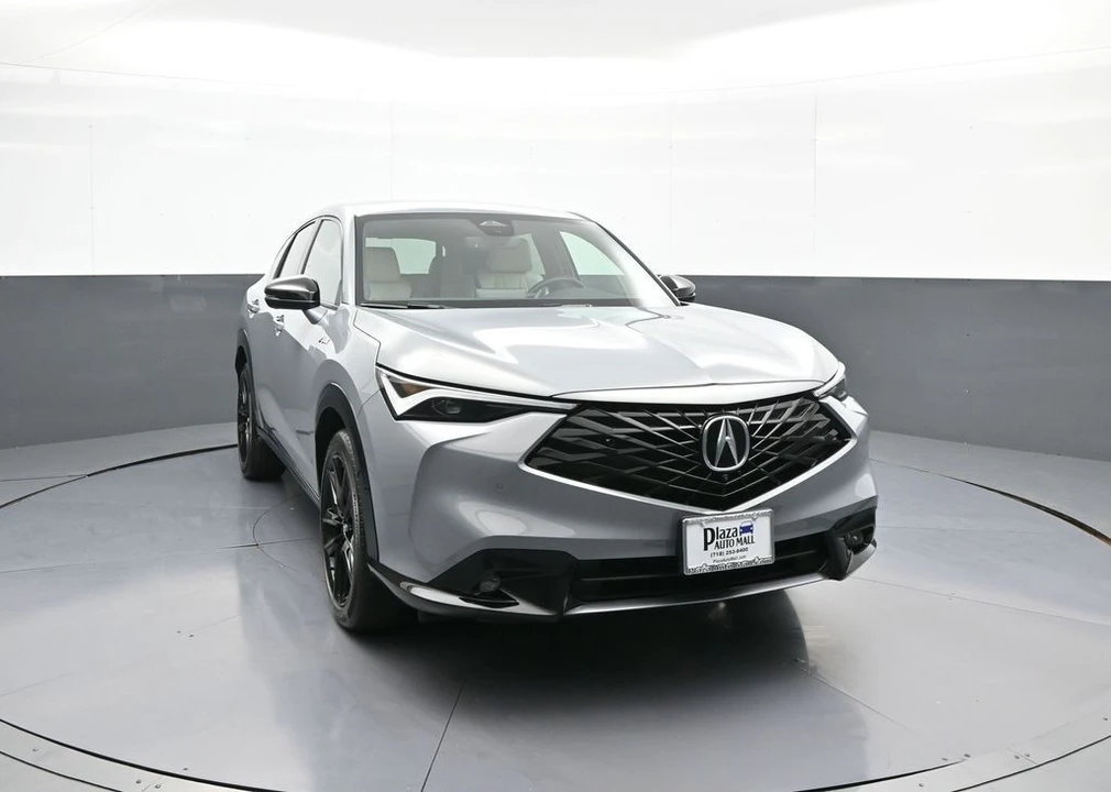 2025 Acura ADX - Image 3 of 31
