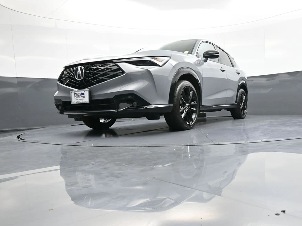 2025 Acura ADX - Image 26 of 31