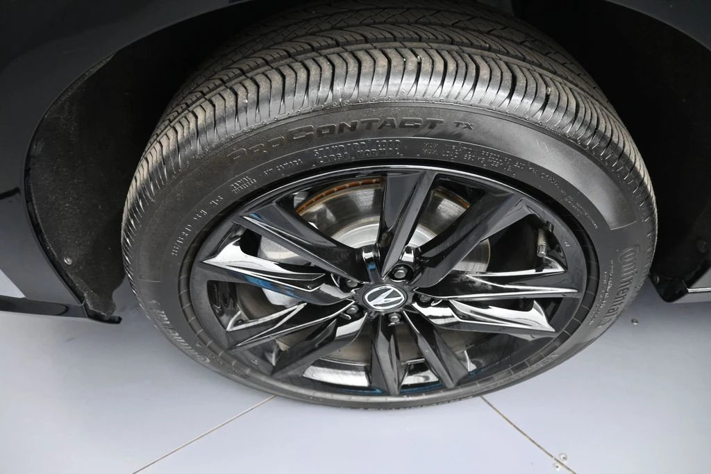 2025 Acura ADX - Image 14 of 31