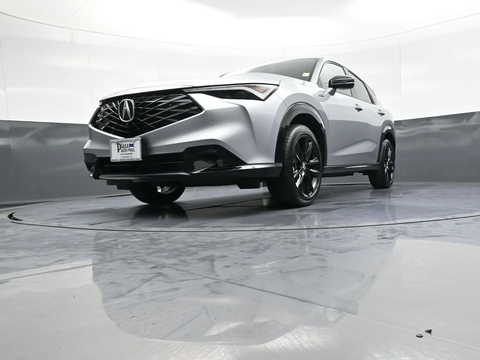 2025 Acura ADX - Image 26 of 31