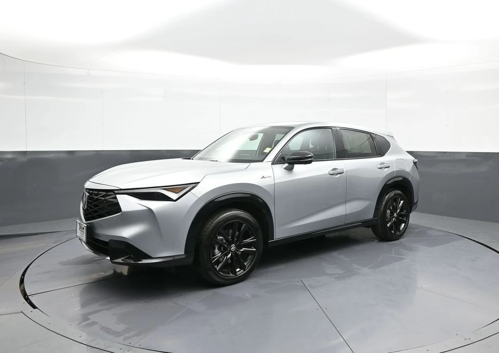 2025 Acura ADX - Image 10 of 31