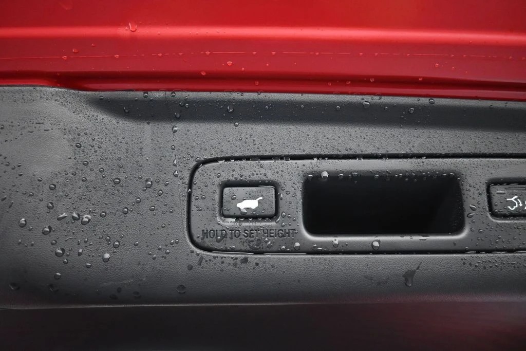 2025 Acura ADX - Image 23 of 31
