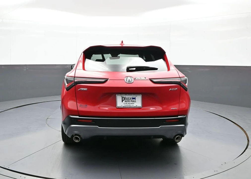 2025 Acura ADX - Image 7 of 31