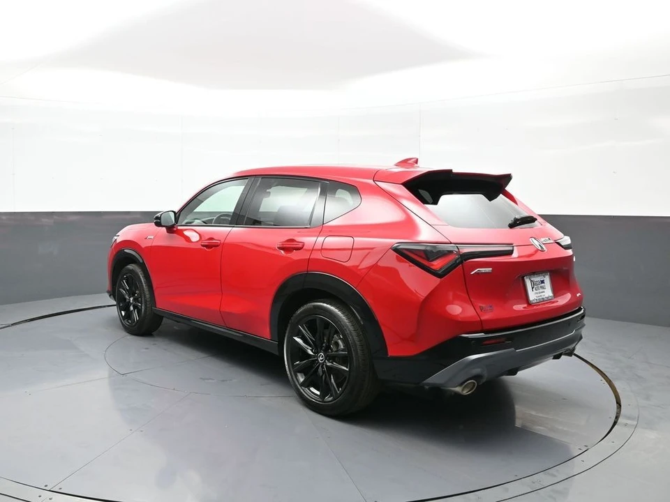 2025 Acura ADX - Image 8 of 31