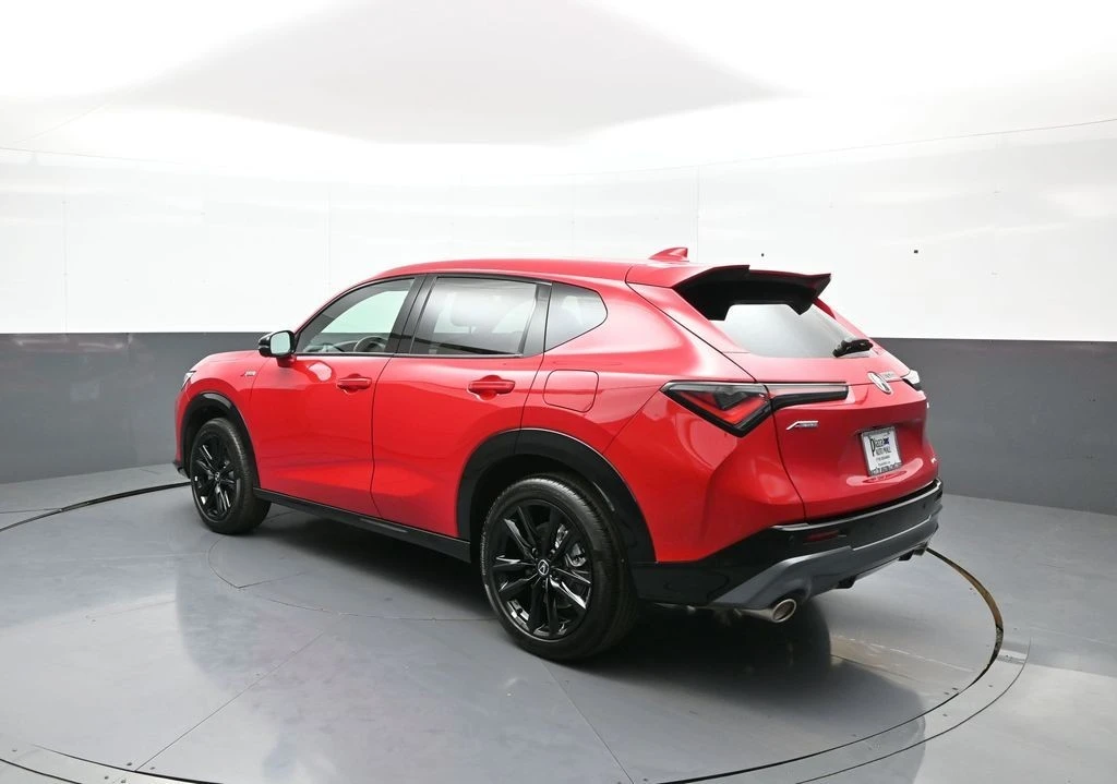 2025 Acura ADX - Image 8 of 31