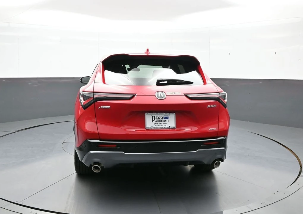 2025 Acura ADX - Image 7 of 31