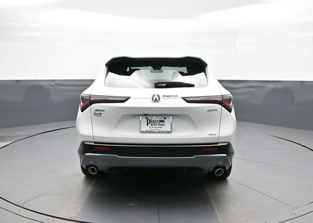 2025 Acura ADX - Image 7 of 12