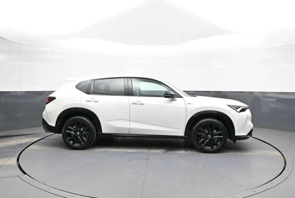 2025 Acura ADX - Image 5 of 12