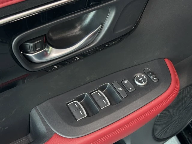 2025 Acura ADX - Image 10 of 20