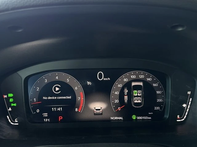 2025 Acura ADX - Image 15 of 20