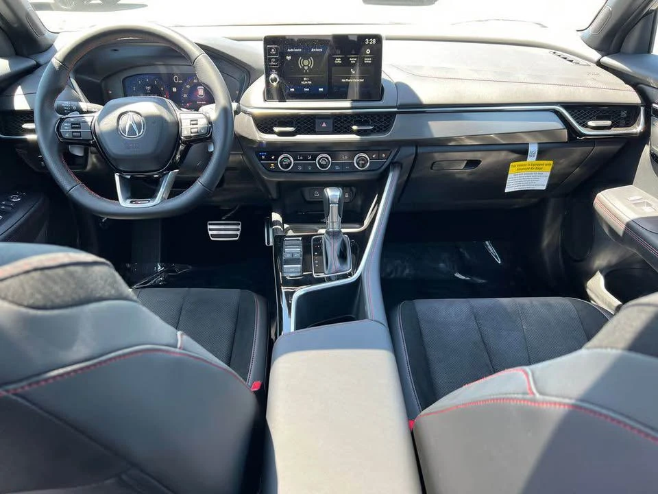 2025 Acura ADX - Image 5 of 7