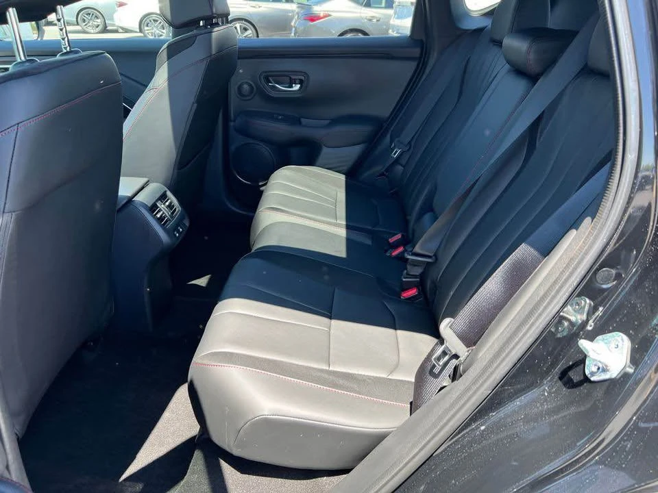 2025 Acura ADX - Image 6 of 7