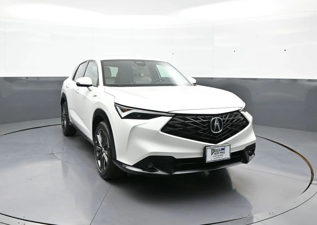 2025 Acura ADX - Image 3 of 31