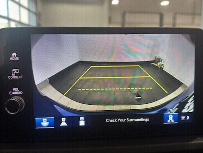 2025 Acura ADX - Image 15 of 19