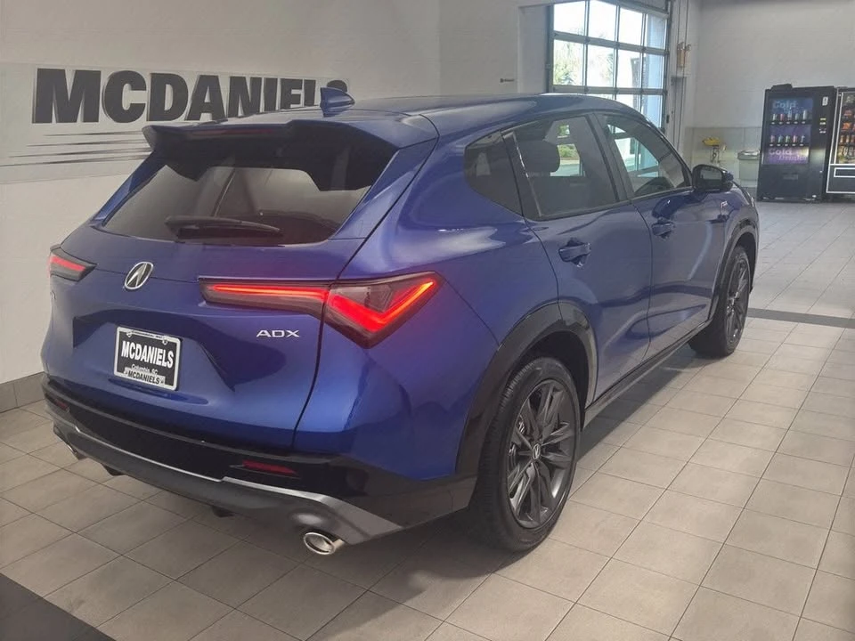 2025 Acura ADX - Image 3 of 19