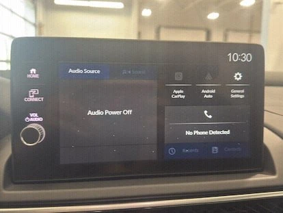 2025 Acura ADX - Image 14 of 19
