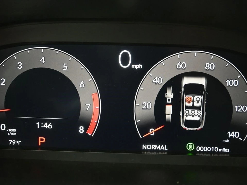 2025 Acura ADX - Image 16 of 21