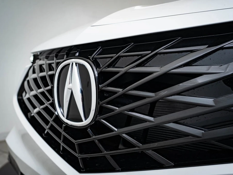 2025 Acura ADX - Image 3 of 21
