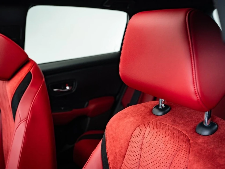 2025 Acura ADX - Image 20 of 21