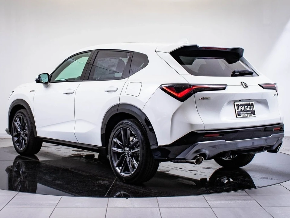 2025 Acura ADX - Image 6 of 21