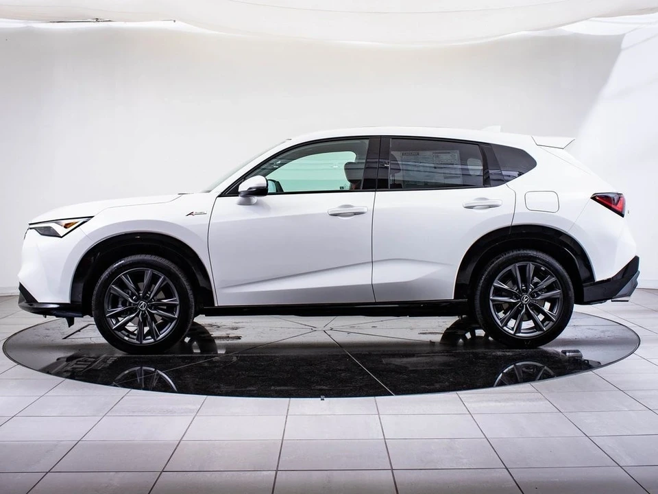 2025 Acura ADX - Image 5 of 21