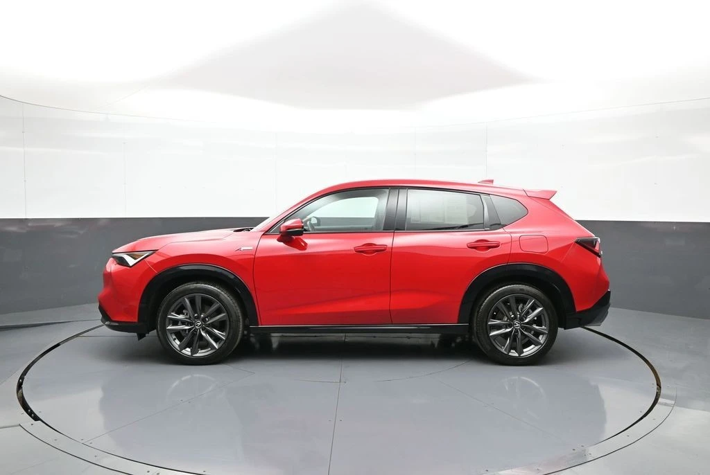 2025 Acura ADX - Image 9 of 31