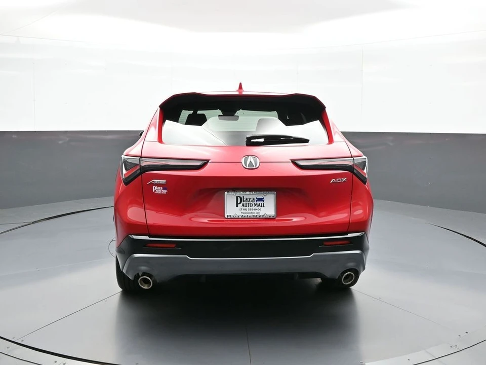 2025 Acura ADX - Image 7 of 31