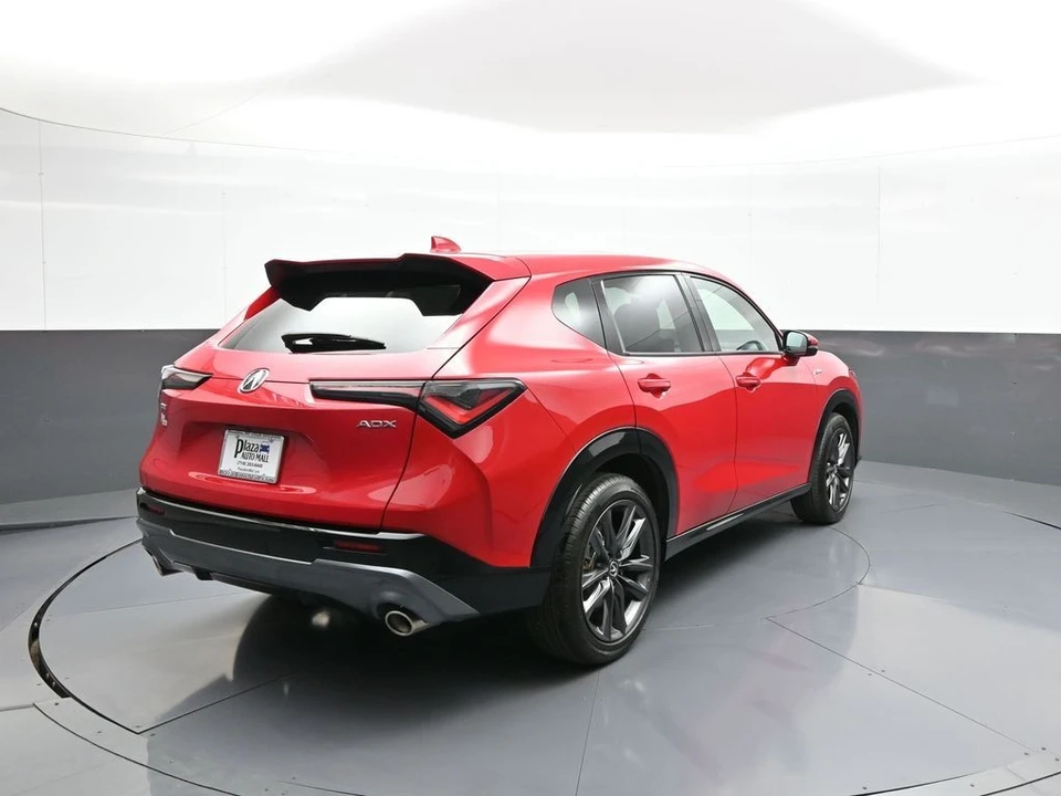 2025 Acura ADX - Image 6 of 31