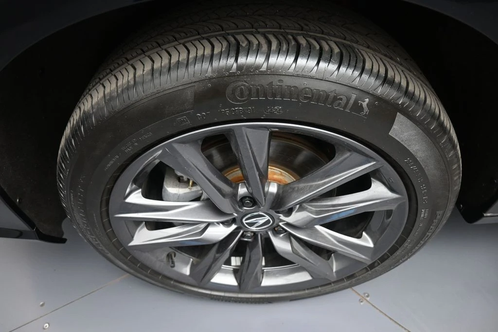 2025 Acura ADX - Image 14 of 31