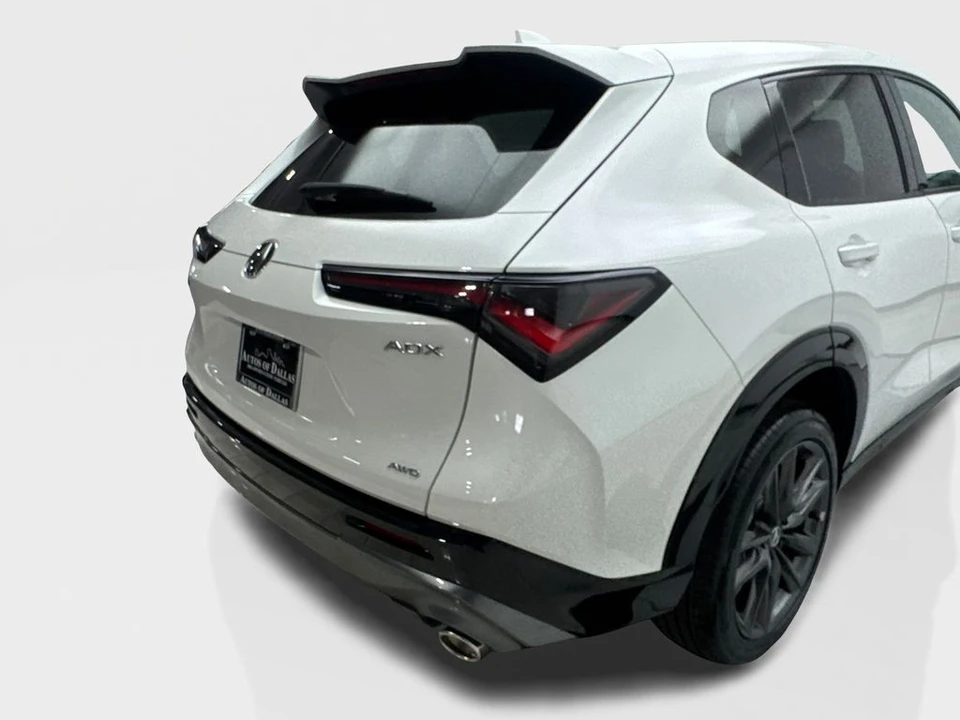 2025 Acura ADX - Image 18 of 31
