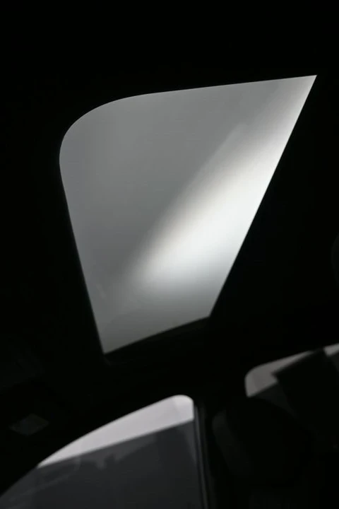 2025 Acura ADX - Image 18 of 21