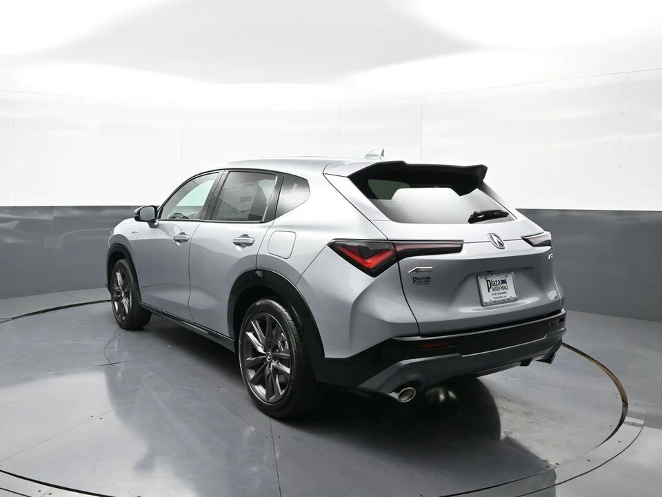 2025 Acura ADX - Image 8 of 12