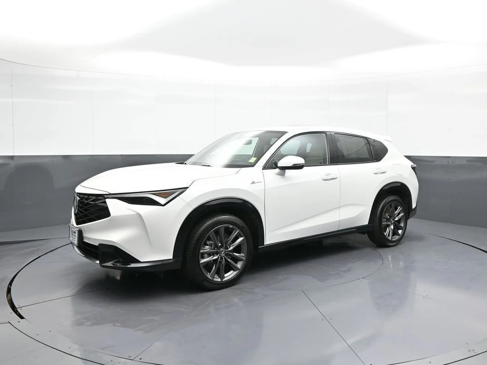 2025 Acura ADX - Image 10 of 31