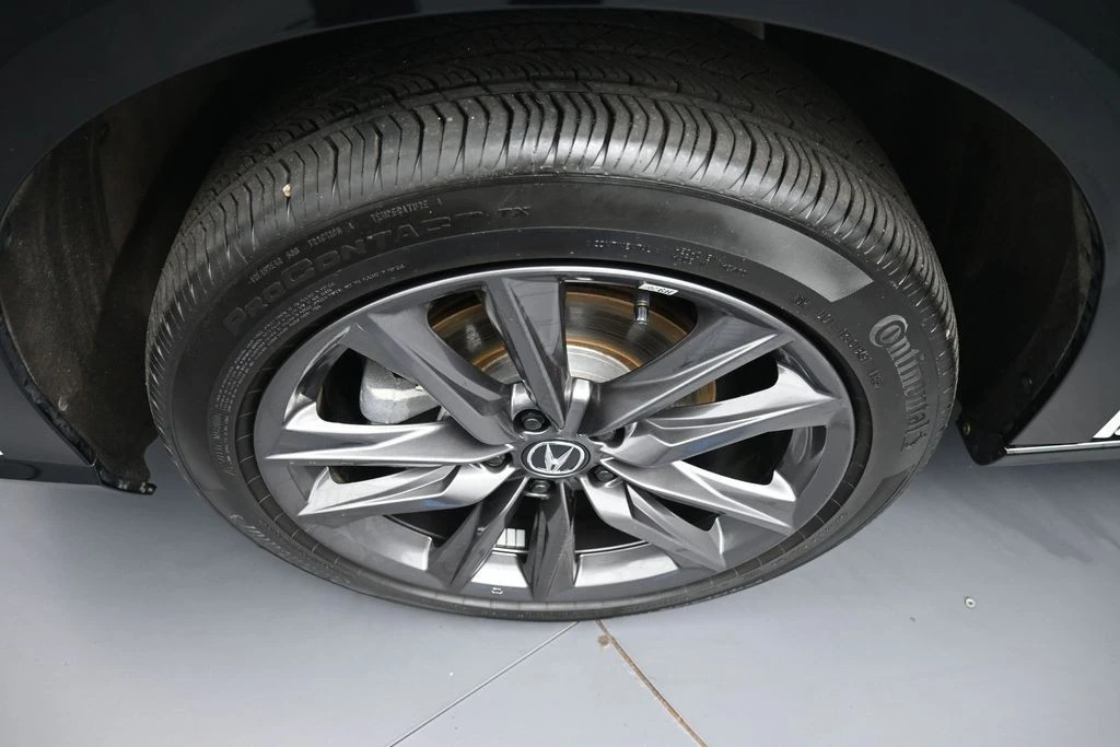 2025 Acura ADX - Image 14 of 31